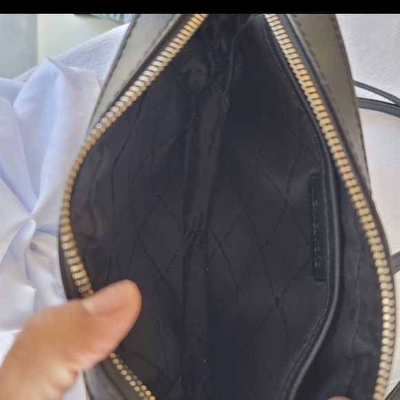 Michael Kors crossbody bag - Picture 7 of 12